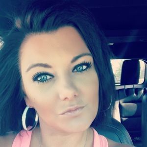 Meet your Posher, Karon